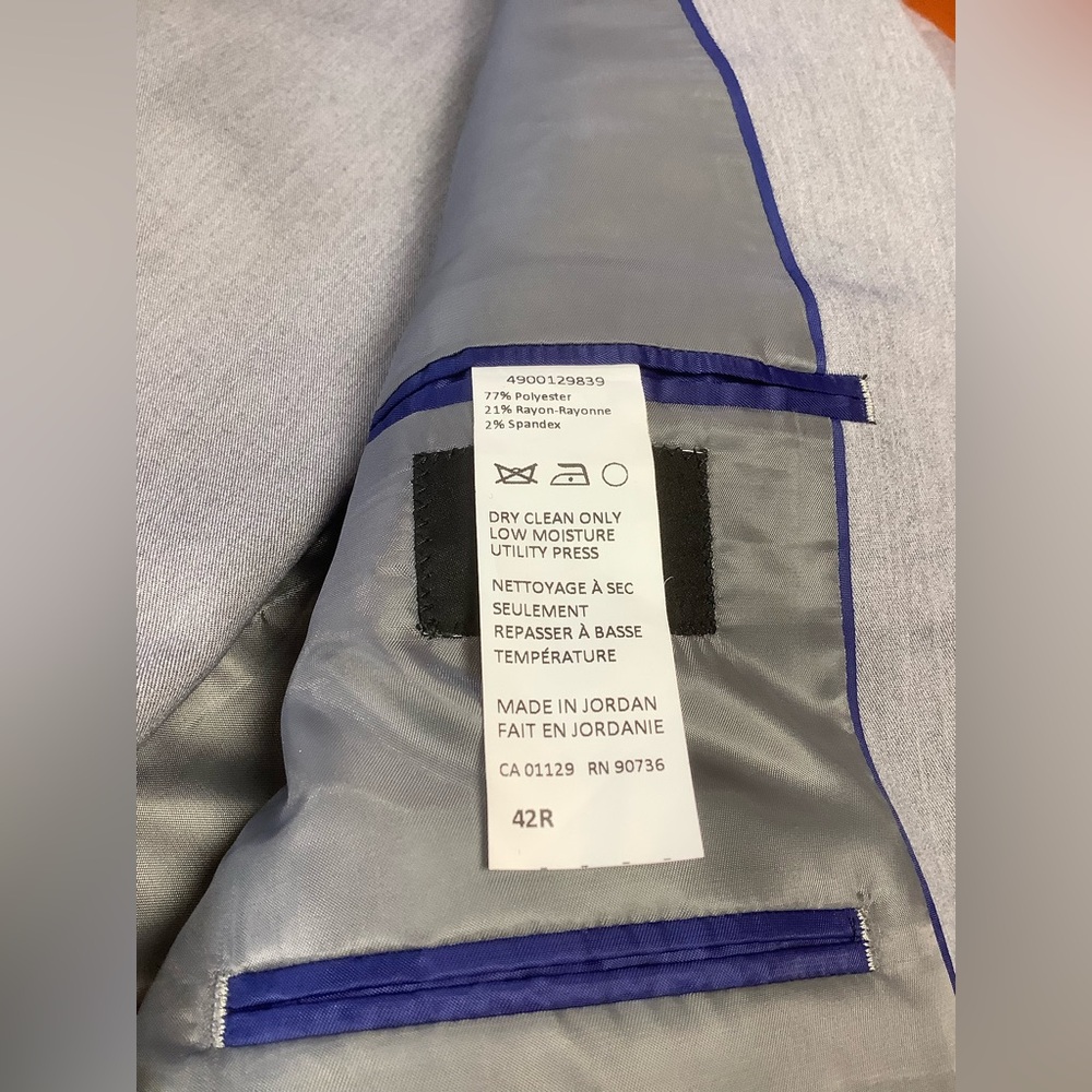 Dkny Brand New 2pc Suit - Picture 11 of 14